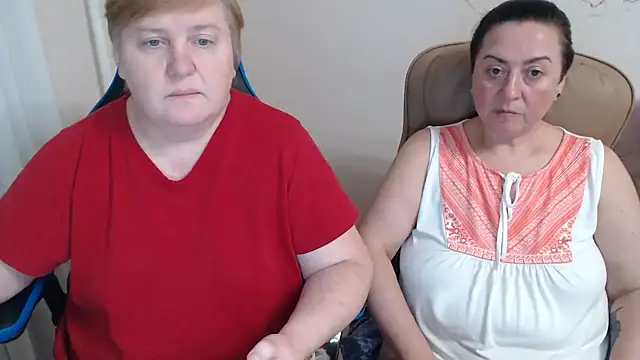 Bertie Adeline online show from November 9, 9:13 pm