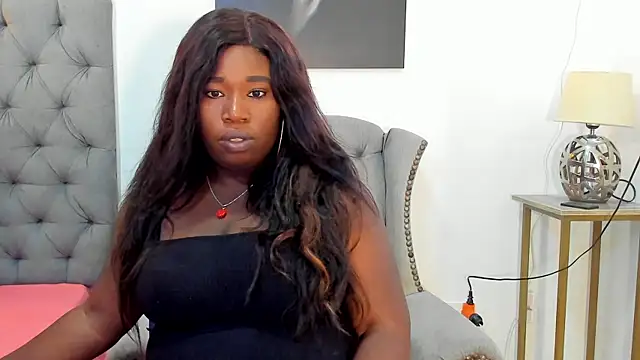 nahiroby ebony online show from September 9, 5:45 pm