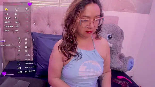 leyla smithh online show from October 23, 3:17 am