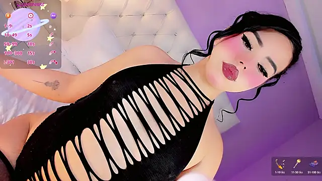 Snapshot of DaniielaV chatting on February 16, 12:45 pm DaniielaV online show from February 16, 12:45 pm