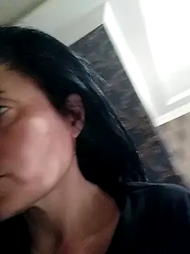 Gecenin Kralicesi online show from February 6, 6:29 am