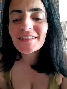 Snapshot of Gecenin_Kralicesi chatting on May 24, 7:57 am Gecenin Kralicesi online show from May 24, 7:57 am