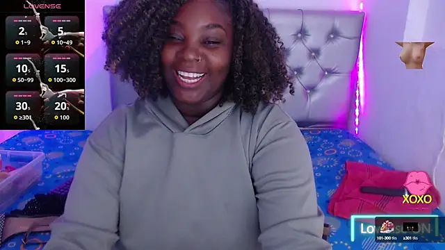 ebony NeighborMoans online show from October 8, 3:15 am