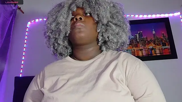ebony NeighborMoans online show from April 25, 2:58 am