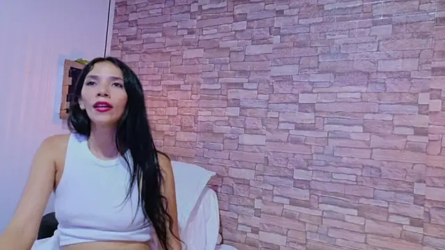 Snapshot of Martina_thompson69 chatting on February 13, 3:41 pm Martina thompson69 online show from February 13, 3:41 pm