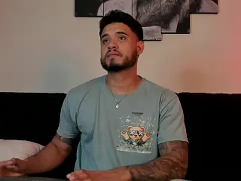 Austin torres  online show from September 18, 2:35 am