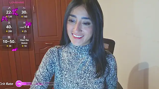 luciilove online show from November 24, 12:32 am