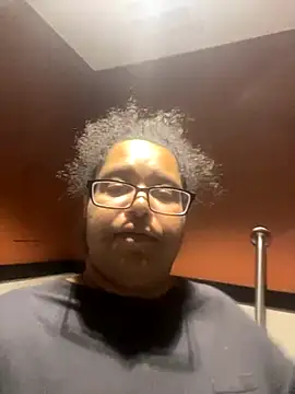 Snapshot of wishuhope4 chatting on October 15, 9:48 pm wishuhope4 online show from October 15, 9:48 pm