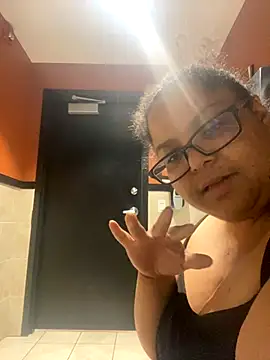 Snapshot of wishuhope4 chatting on December 3, 8:18 pm wishuhope4 online show from December 3, 8:18 pm