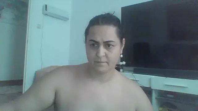 FrancescaDarkBloom online show from September 16, 12:28 pm