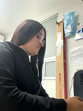 Snapshot of marianm29 chatting on January 9, 1:25 pm marianm29 online show from January 9, 1:25 pm