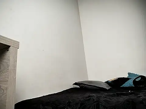  yefez online show from October 2, 8:27 pm