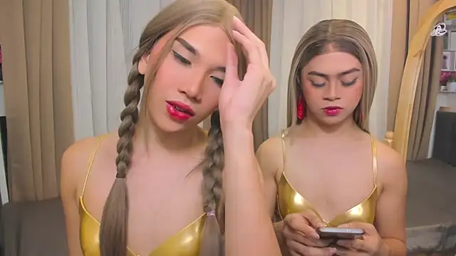 MaxCollins online show from November 26, 7:48 pm