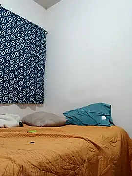 Snapshot of Jovenlechoso2044 chatting on October 19, 9:54 am Jovenlechoso2044 online show from October 19, 9:54 am