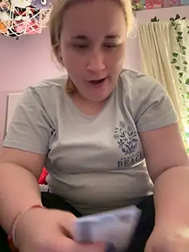 imawhorenslut19 online show from April 9, 3:06 am