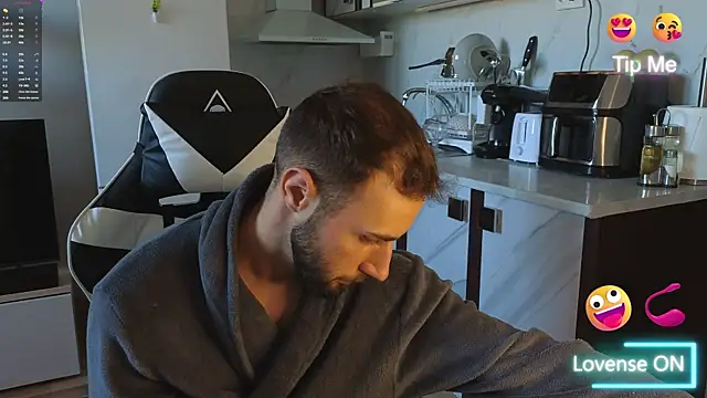 Snapshot of RyanStorm_ chatting on October 20, 1:22 pm RyanStorm  online show from October 20, 1:22 pm