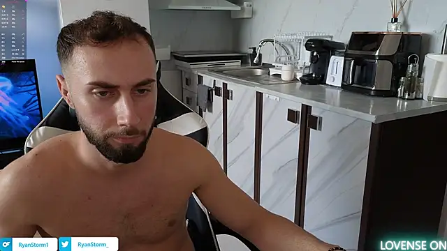 Snapshot of RyanStorm_ chatting on October 30, 10:38 am RyanStorm  online show from October 30, 10:38 am