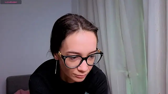 Snapshot of SkinnyMode chatting on October 24, 6:43 am SkinnyMode online show from October 24, 6:43 am