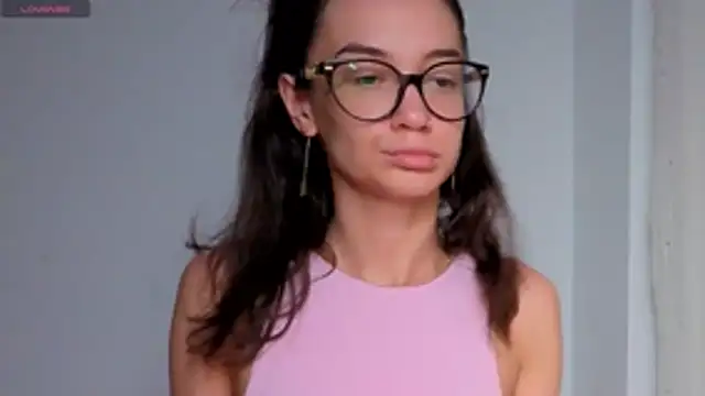 Snapshot of SkinnyMode chatting on October 24, 8:27 pm SkinnyMode online show from October 24, 8:27 pm