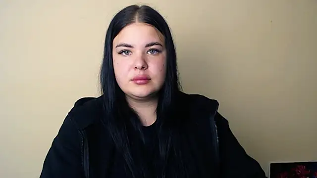 Snapshot of _Trisha_li chatting on October 8, 10:46 am  Trisha li online show from October 8, 10:46 am