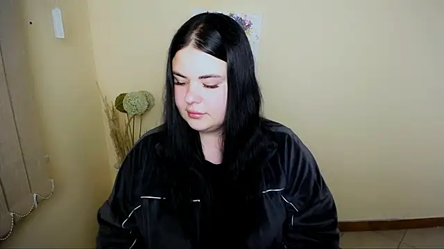 Snapshot of _Trisha_li chatting on October 20, 11:54 am  Trisha li online show from October 20, 11:54 am