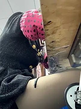 DHJM168 online show from December 18, 1:11 am