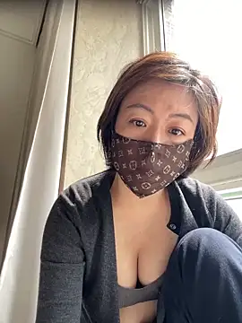 Snapshot of 300-AMAM chatting on March 27, 5:02 am 300-AMAM online show from March 27, 5:02 am