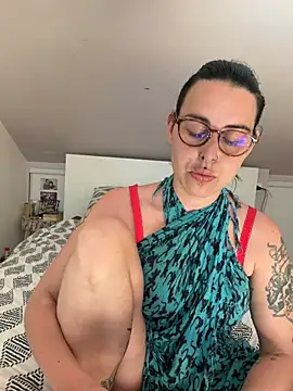 LadyNocturne online show from May 23, 1:59 pm