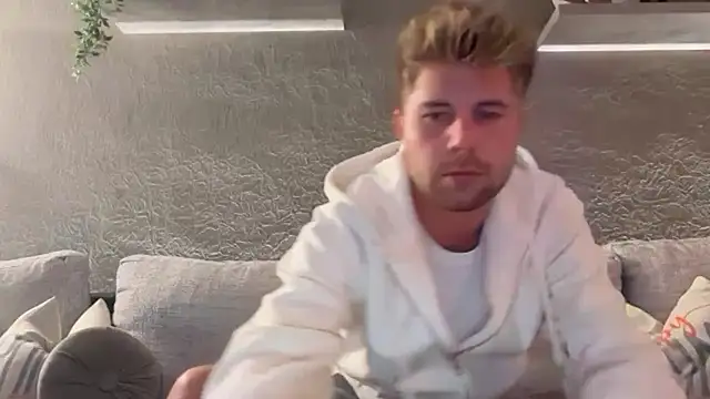 RioBlaze online show from September 30, 8:14 pm