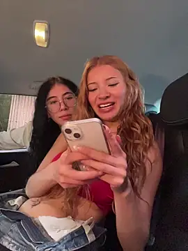 PussyLoversShow online show from October 18, 8:53 pm