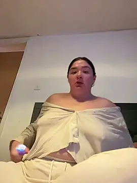 Imogenbabyyy online show from July 22, 9:50 pm