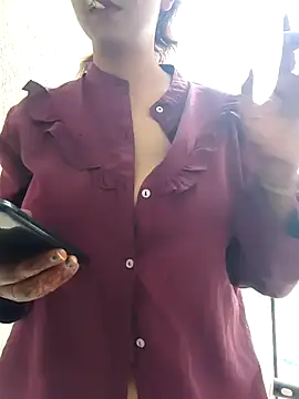 Love birdss69 online show from October 28, 9:02 am