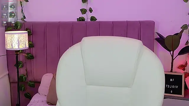 Snapshot of VioletBlacke_ chatting on November 9, 1:31 pm VioletBlacke online show from November 9, 1:31 pm