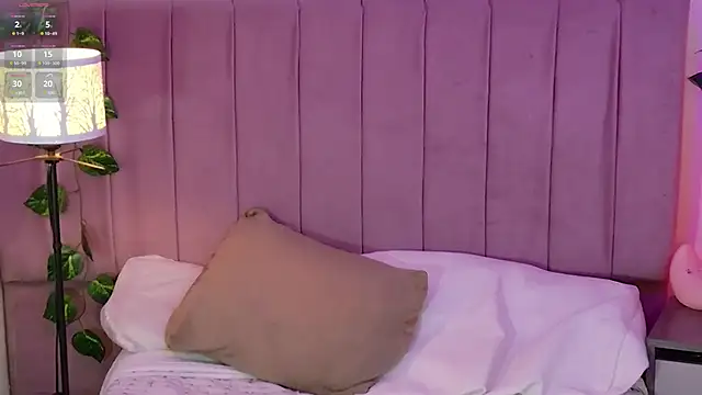 Snapshot of VioletBlacke_ chatting on November 11, 2:50 pm VioletBlacke online show from November 11, 2:50 pm