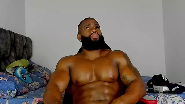 Snapshot of james_musclebbc chatting on November 22, 11:15 pm james musclebbc online show from November 22, 11:15 pm