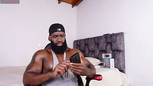 Snapshot of james_musclebbc chatting on July 8, 11:53 pm james musclebbc online show from July 8, 11:53 pm