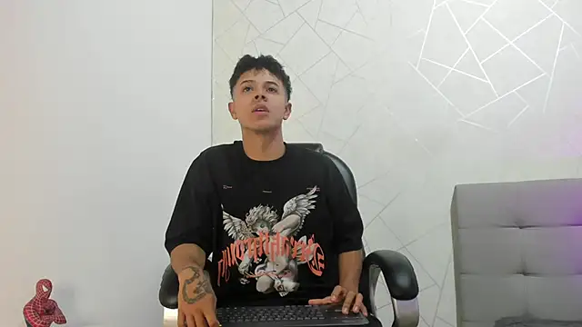 Alex Colton7 online show from November 8, 3:18 am