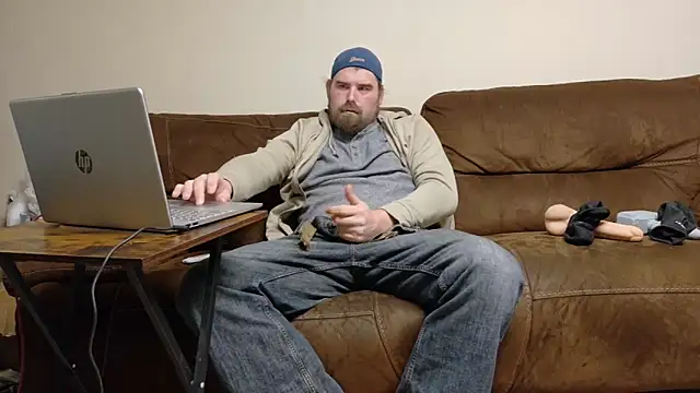 Snapshot of FreakThorOnlyyFans chatting on November 14, 5:44 pm FreakThorOnlyyFans online show from November 14, 5:44 pm