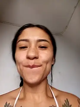 Liahdiaz  online show from January 7, 1:13 pm