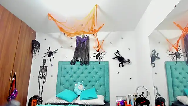 Snapshot of Rihanna_hotx chatting on October 13, 4:56 am Rihanna hotx online show from October 13, 4:56 am