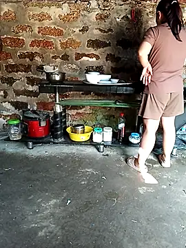 Snapshot of Mona8386 chatting on September 20, 2:23 am Mona8386 online show from September 20, 2:23 am