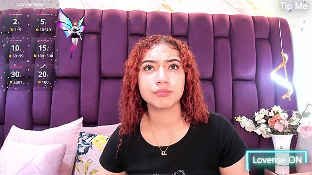 megannherrera online show from October 28, 11:47 am