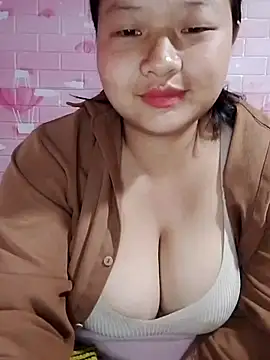 Snapshot of girl-babi chatting on March 30, 2:34 am girl-babi online show from March 30, 2:34 am