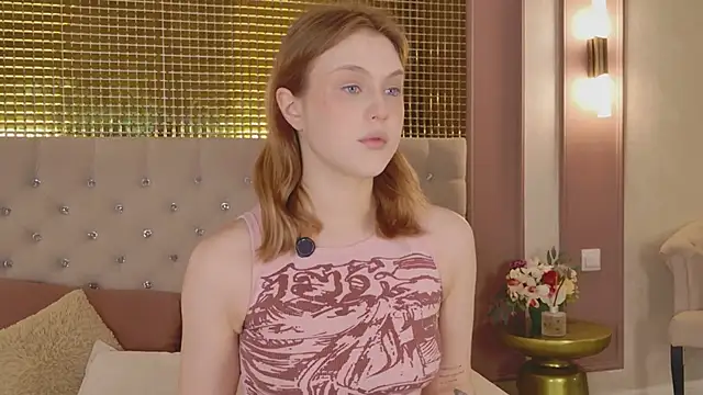 Snapshot of CaitlinSugar chatting on May 26, 4:19 am CaitlinSugar online show from May 26, 4:19 am