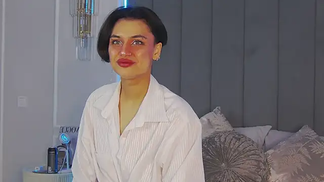 VioletAsh online show from September 23, 4:37 am