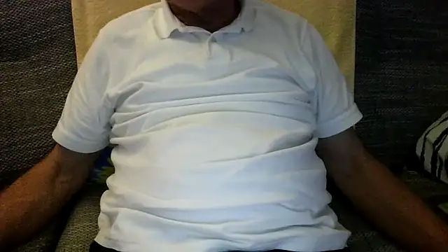 velikifant7 online show from March 9, 5:06 pm