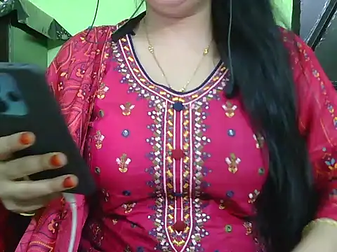 Snapshot of fairy_queen07 chatting on March 9, 5:17 pm fairy queen07 online show from March 9, 5:17 pm