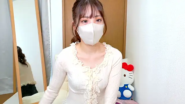 Snapshot of riri__nyan_o0 chatting on November 8, 5:07 am riri nyan o0 online show from November 8, 5:07 am