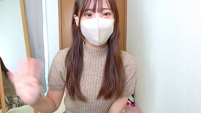 Snapshot of riri__nyan_o0 chatting on December 3, 5:04 am riri nyan o0 online show from December 3, 5:04 am