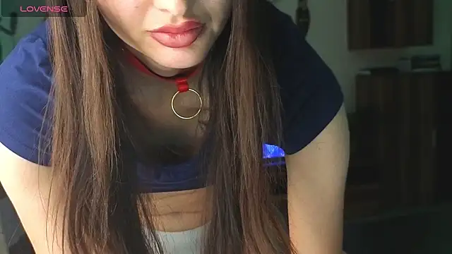 Snapshot of xSweetMissx chatting on November 11, 11:10 am xSweetMissx online show from November 11, 11:10 am